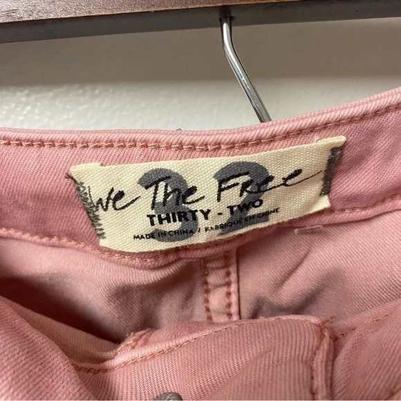 We The Free NWT Just Float On Super Flare Pink Pants Size 32 - Picture 4 of 10